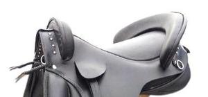 Selle de cheval confortable Selle d'équitation en cuir de style occidental avec étriers pour l'entraînement Ranch et l'équitation d'exposition - Product Image 4