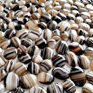 Ágata con bandas negras naturales, cabujón liso suelto, diseñador de piedras preciosas, Ágata con bandas negras, piedra de fuego múltiple para lote de fabricación de joyas - Product Image 1
