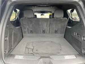 Usado 2023 Chevroletee SuburbanN Premier - Product Image 4