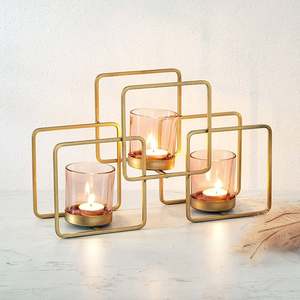 Venta caliente elegante hierro vidrio té luz votiva titular nuevo diseño de forma cuadrada con acabado dorado hogar decorativo vela Pilar - Product Image 1