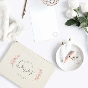 Pochette à cosmétiques personnalisée en toile de coton à motif floral, thème Demoiselle d'honneur - Product Image 3