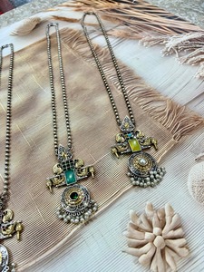 Ensemble de pendentifs au look simple et élégant avec un pendentif en forme de poisson pour femmes et filles, pour un usage quotidien, des fêtes et des célébrations - Product Image 3