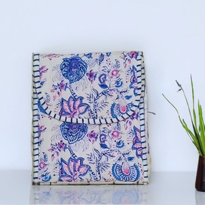 Funda acolchada con estampado floral, funda de tela de algodón hecha a mano para tableta y lector electrónico, funda para MacBook, funda ecológica - Product Image 5