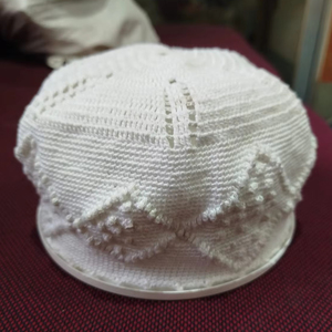 Chapeau de prière pour hommes musulmans en tricot doux blanc de haute qualité Kufi Kopiah avec multicolore et offre une tenue confortable toute la journée à partir de BD - Product Image 6