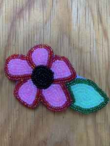 Accessoire de cheveux à broderie créative avec perles - Product Image 2