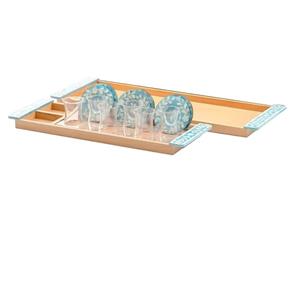 Ensemble de deux plateaux de service en métal avec poignée en bois pour la vaisselle - Product Image 1