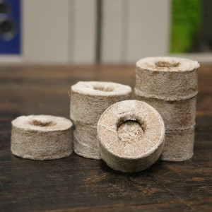 Source Vietnam Factory Pellets de turba de coco y Pellets de Coco para sembrar fibra de coco renovable Jiffy con precio barato de alta calidad - Product Image 2