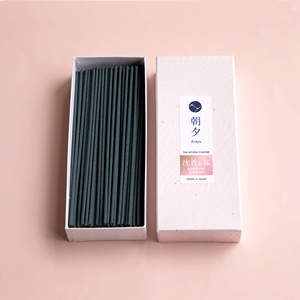 ธูปหอมญี่ปุ่น Asayu 40 กรัม [พรีเมียม กลิ่นซากุระ ดอกเชอร์รี่ และไม้เอเดอร์ฮอลซ์] - Product Image 1