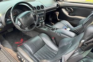 Pontiac Firebird Trans Am WS6 2002 en excellent état, prêt à être expédié - Product Image 2