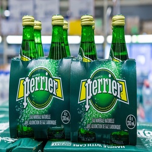 Agua con gas Perrier a granel en botellas de vidrio y PET disponible para cadenas de supermercados y comercio internacional - Product Image 4