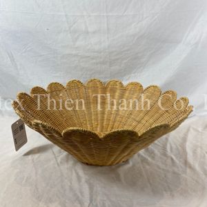 Bol à fruits en rotin tissé en gros plateau de service en rotin en osier naturel bol en forme de scalop pour la décoration - Product Image 1