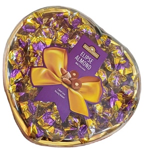 Chocolats individuels au lait d'amande Royal De Dolton Elipse, emballés individuellement, prêts à manger, en forme de cœur, boîte cadeau - Product Image 1