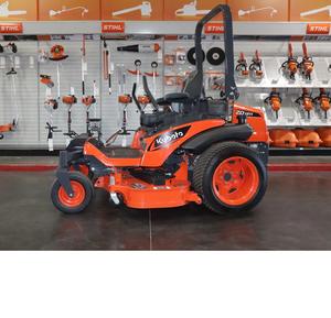 Tondeuse autoportée Kubota ZD1211-3-60 à rayon de braquage zéro en promotion |   Moteur diesel de 24,8 CV |   Plateau de coupe de 60 pouces |   Tondeuse à gazon commerciale - Product Image 1