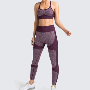 Yoga sans couture 2 pièces ensemble Yoga licou dos nu sport soutien-gorge taille haute jambières d'exercices femmes Fitness ensembles pour Gym 2026 - Product Image 2