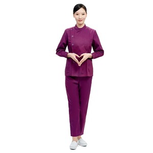 2024 nuevo estilo calidad Hospital enfermera uniforme diseños impresos de moda logotipo hecho a medida traje para mujeres - Product Image 1