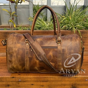 Nouveau sac polochon en cuir véritable pleine fleur de haute qualité voyage week-end sac de nuit pour hommes sac polochon en cuir de vachette personnalisé - Product Image 1