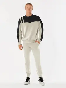 Vêtements de sport de haute qualité pour hommes costume de jogging en molleton personnalisé survêtement respirant imprimé style col à capuche conception d'ensemble - Product Image 6