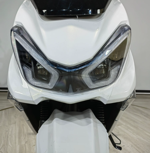 Motocicleta Eléctrica de la Mejor Calidad a Bajo Precio, 1200W 72V 32AH, Motor sin Escobillas, Moto Deportiva - Product Image 5