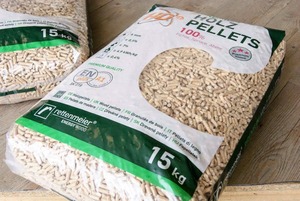 Pellets de madera a granel del fabricante de alta calidad, material de pino y roble de 6mm de diámetro de briqueta por bolsa a la venta - Product Image 6