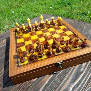 Jeu d'échecs en bois et résine de designer |   Finition artisanale de luxe |   Prix de gros en vrac direct usine - Product Image 1