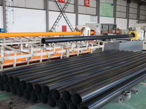 Grote Diameter Pe100 <span class=keywords><strong>Hdpe</strong></span> Hogedruk Waterleiding 630Mm Zwart Blauw Streep Voor Ondergrondse Gemeentelijke Projecten 100% Maagd - Product Image 2