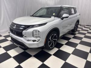 Mitsubishi Outlander ES 2022 Usado en Buen Estado - Product Image 3