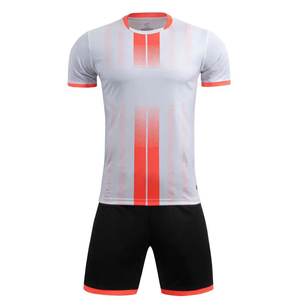 Fabricant d'uniformes de football OEM ODM, kits d'équipe personnalisés, uniformes de football par sublimation, uniformes de football, marque privée, ensemble de maillots de football - Product Image 2