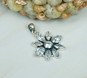 Pendentif à breloque en forme de marquise en argent sterling massif 925 pierre de naissance de décembre topaze bleue avec réglage de lunette pendentifs fins et breloques - Product Image 3