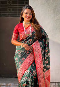 Botella Verde Banarasi Contraste Jaal Seda Suave Saree Con Rich Zari Tejido Perfecto Para Bodas Festivales Y Tradicional - Product Image 3