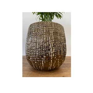 best quality Matte Flower Planter Pots Garden & Home Decoration hammered Handmade Metal Flower Pots Best Quality at Low Cost - Product Image 2