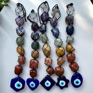 MUNTAHA AGATE - Colgante de Piedra de los Siete Chakras, Ojo Turco, Protección Energética, Limpieza, Ecológico, 15-20 cm, Decoración Feng Shui para el Hogar - Product Image 1