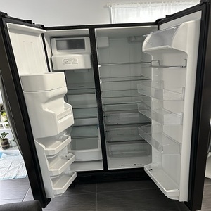 Refrigerador de calidad con 36 puertas francesas - Product Image 1