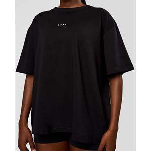 เสื้อยืดโอเวอร์ไซส์ Go-To Run Club FLXCotton-สีดำ มาร์ชแมลโลว์ สำหรับวิ่งและออกกำลังกาย - Product Image 4