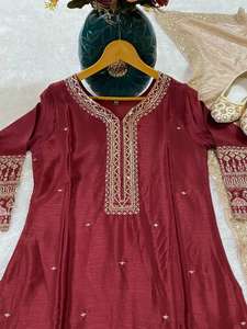 Vêtements traditionnels indiens Designer Party Wear Pure Chinon Thread & Sequence Embroidery Top Bottom With Heavy Work Dupatta Suit - Product Image 4