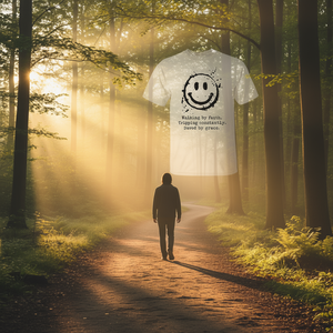 T-shirt Salvato dalla grazia, camminando in fede, cadendo costantemente in pezza - Product Image 3