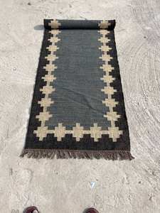 Alfombra de Lana y Yute Kilim, Color Personalizable, Hecha a Mano, Patrón Geométrico, Lavable, Pelo Mediano, Artesanía Kuldeep, Decoración del Hogar - Product Image 2
