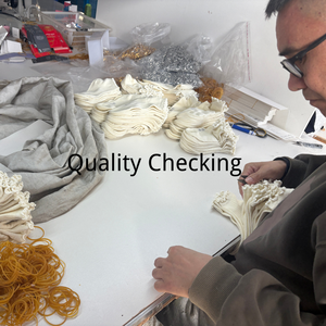 कस्टम थोक गुलाबी महिला चालक दल के चालक दल दोहरी कुफ चिपचिपी पकड़ विरोधी पर्ची योग धनुष वसंत के साथ मोजे - Product Image 6