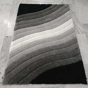 Tapis en laine moderne et élégant, fait main, avec des caractéristiques antidérapantes pour les intérieurs de maisons et d'hôtels, utilisation traditionnelle en polyester pour la prière - Product Image 1