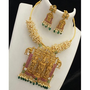Hermoso conjunto de colgantes de cadena de la mejor calidad en tono dorado para mujer, hermoso collar y pendientes para ropa de boda para mujer - Product Image 2