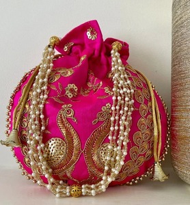 Ndian & amp; and made andomen omen's mbroided Clutch ururse ototli AG, Ouch rawwrstring AG, irror irork ototli AG OTA Patti ork ototli - Product Image 2