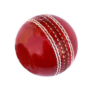 Balle de cricket dure de 5,5 oz en cuir de vache cousue à la main pour usage professionnel par Dakota Sports - Product Image 4