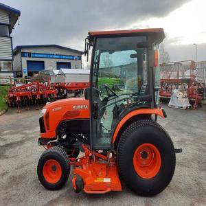 Tracteur Kubota BX25D 4X4WD de capacité élevée/abordable avec avant et pelleteuse prêt pour l'expédition maintenant en vente - Product Image 2