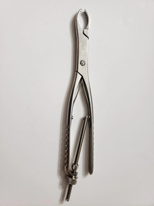 คีมจับกระดูกข้อเท้า Lambotte Bone Holding Forceps แบบปรับด้วยมือ ขากรรไกรปรับได้เอง ผลิตจากสแตนเลส สำหรับศัลยกรรมกระดูก - Product Image 5