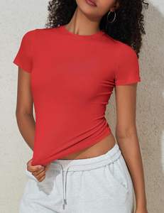 Camiseta Urbana para Mujer, Corte Ajustado, Fibra Transpirable, Sensación Suave, Flexibilidad Ligera, Caída Elegante, Borde Limpio, Silueta Moderna, Textura Veraniega y Transpirable - Product Image 1