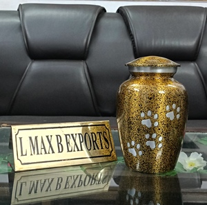 Urnes en métal en aluminium de haute qualité, fabriquées à la main, pour animaux de compagnie, design tendance unique, porte-cendres fini à la main. - Product Image 1