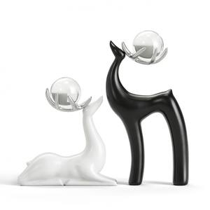 Decoración Navideña de Ciervo Minimalista de Cerámica Hecha a Mano con Cristales Plateados y Blancos - Product Image 1