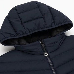 เสื้อแจ็คเก็ตพัฟเฟอร์หนาแบบมีฮู้ดกันน้ำสำหรับผู้ชาย สไตล์สตรีทแวร์ พร้อมโลโก้ด้านหน้า แฟชั่นลำลองสำหรับฤดูหนาว - Product Image 4