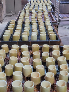 ถ้วยชาไม้ไผ่ขนาดเล็กที่ออกแบบได้เองสีเขียวเรียบง่ายอุปกรณ์ใส่เครื่องดื่มเพื่อการปกป้องสิ่งแวดล้อมดีไซน์คลาสสิกแบบเวียดนามสำหรับงานอีเวนต์-caryln - Product Image 4