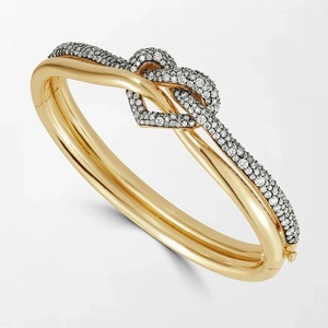 Bracelet nœud cœur élégant avec 274 diamants ronds cultivés en laboratoire, 2,55 carats GH-VS, en or jaune 18 carats pour la création de bijoux - Product Image 2