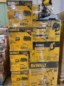 Compresseur d'air DeWalt de 18 gallons avec tuyau et régulateur de pression, outils de construction robustes, fabrication américaine - Product Image 4